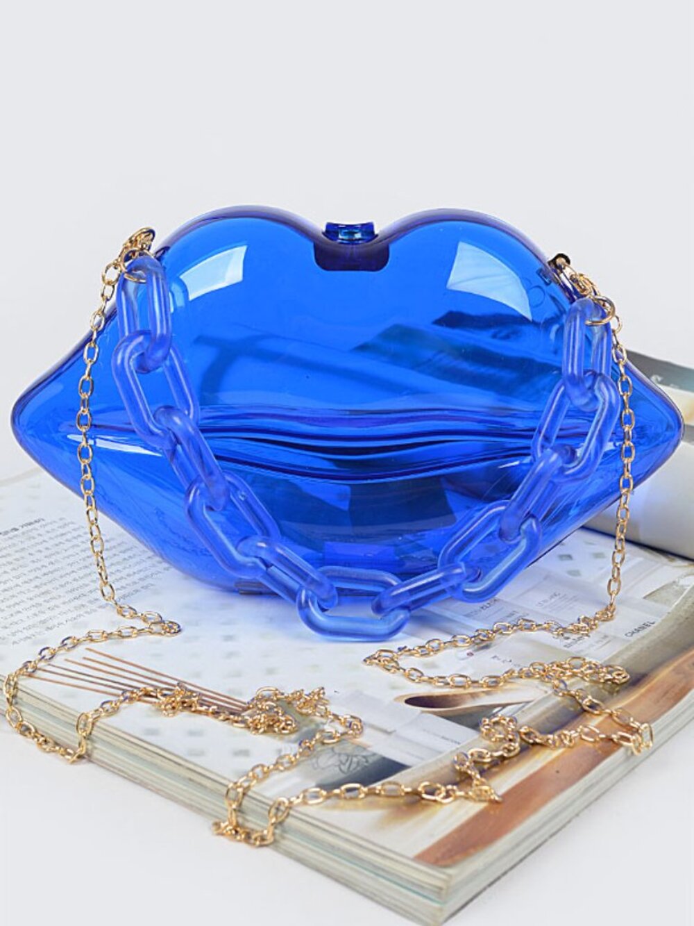 Lip Shaped- Hard-shell Crossbody Bag /Purse- Kisses- Clear Blue- NWT